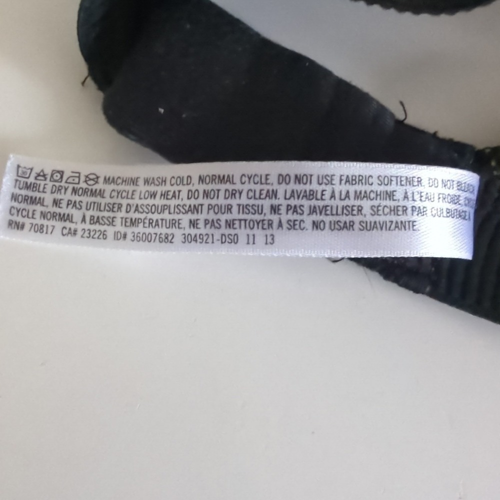 Victoria's Secret VSX 32C Incredible Underwire Sports Bra Racerback Padded - Picture 10 of 12